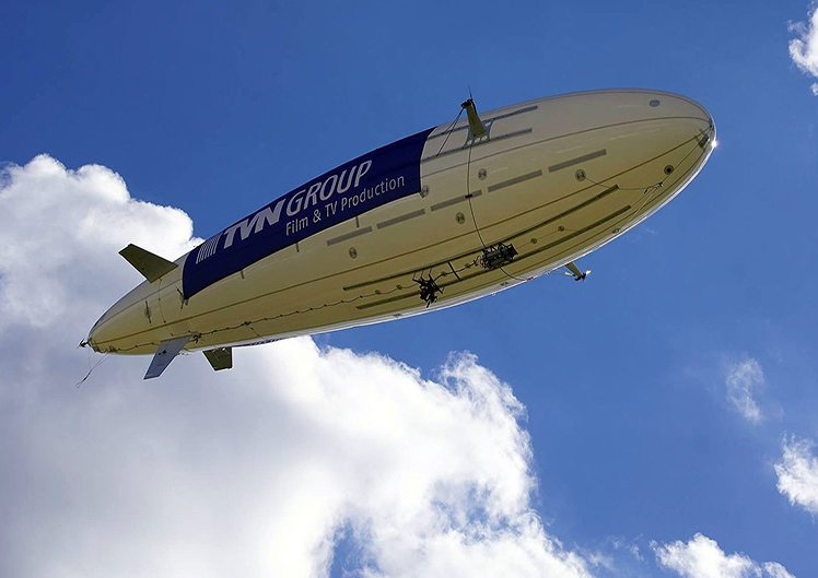 12-m-RC-Blimp with vector motors